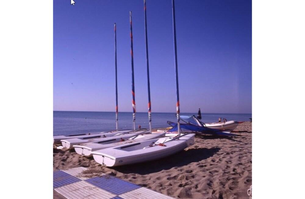 Th Marina Di Pisticci - Ti Blu Village Exterior photo